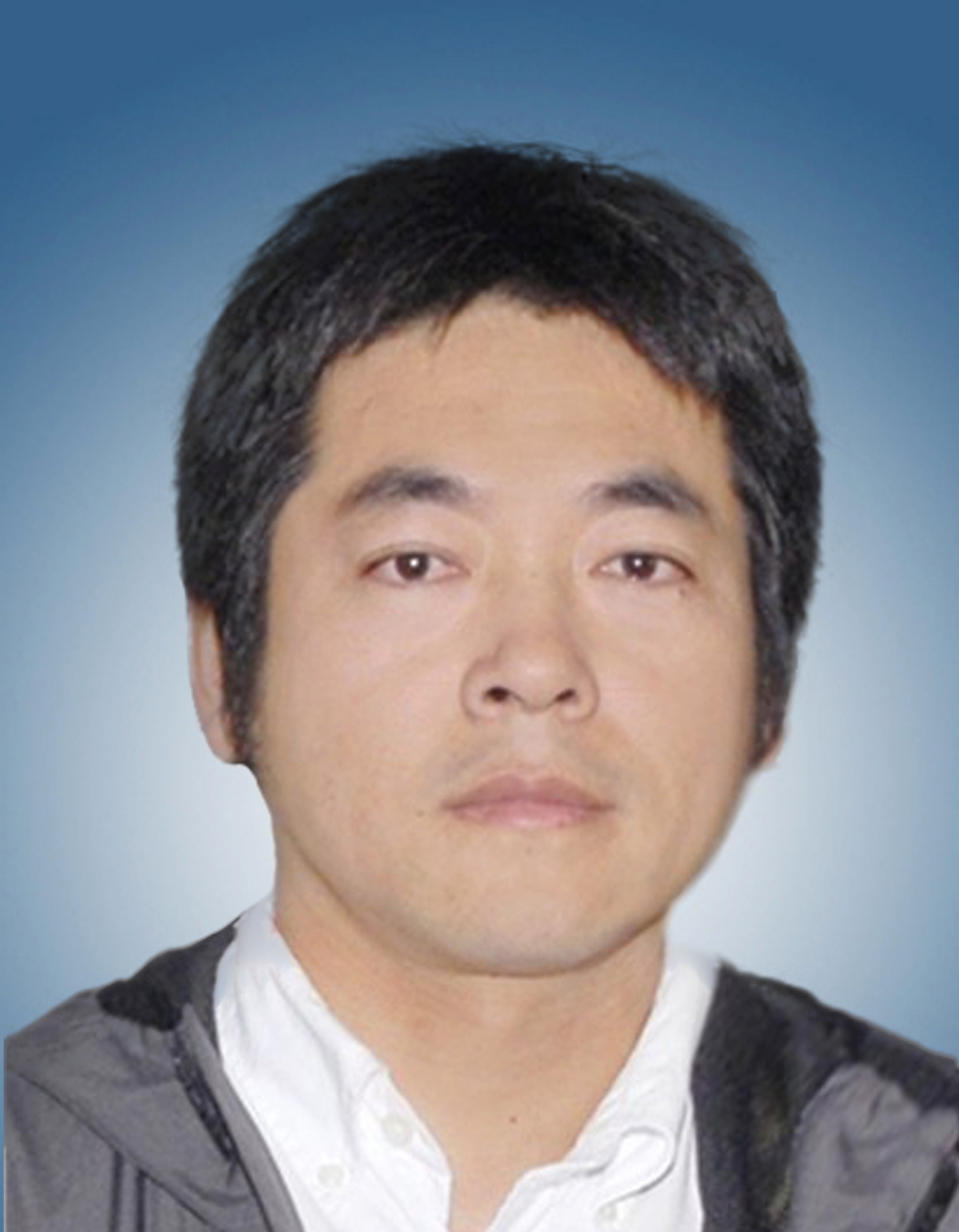 李福明