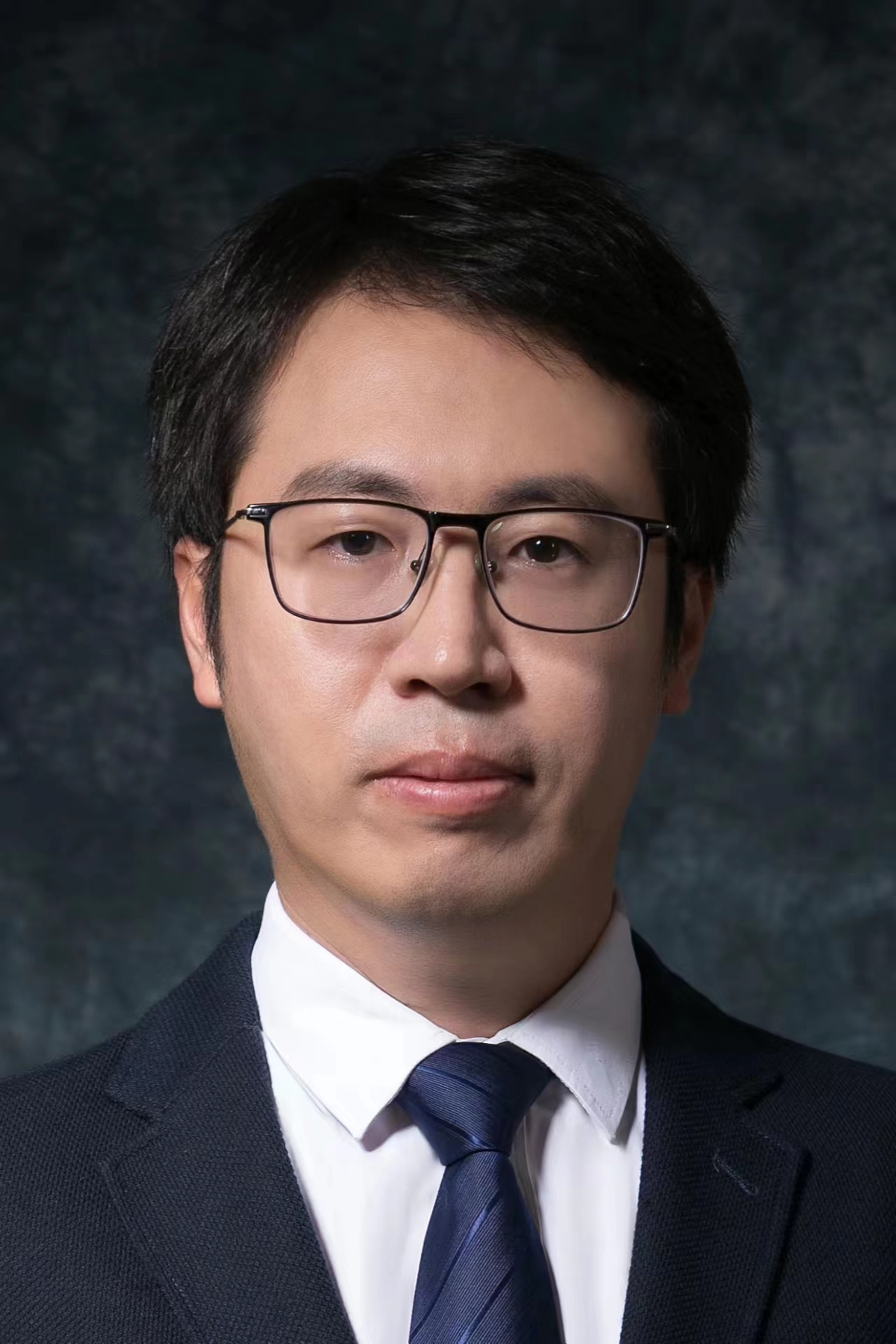 刘志远